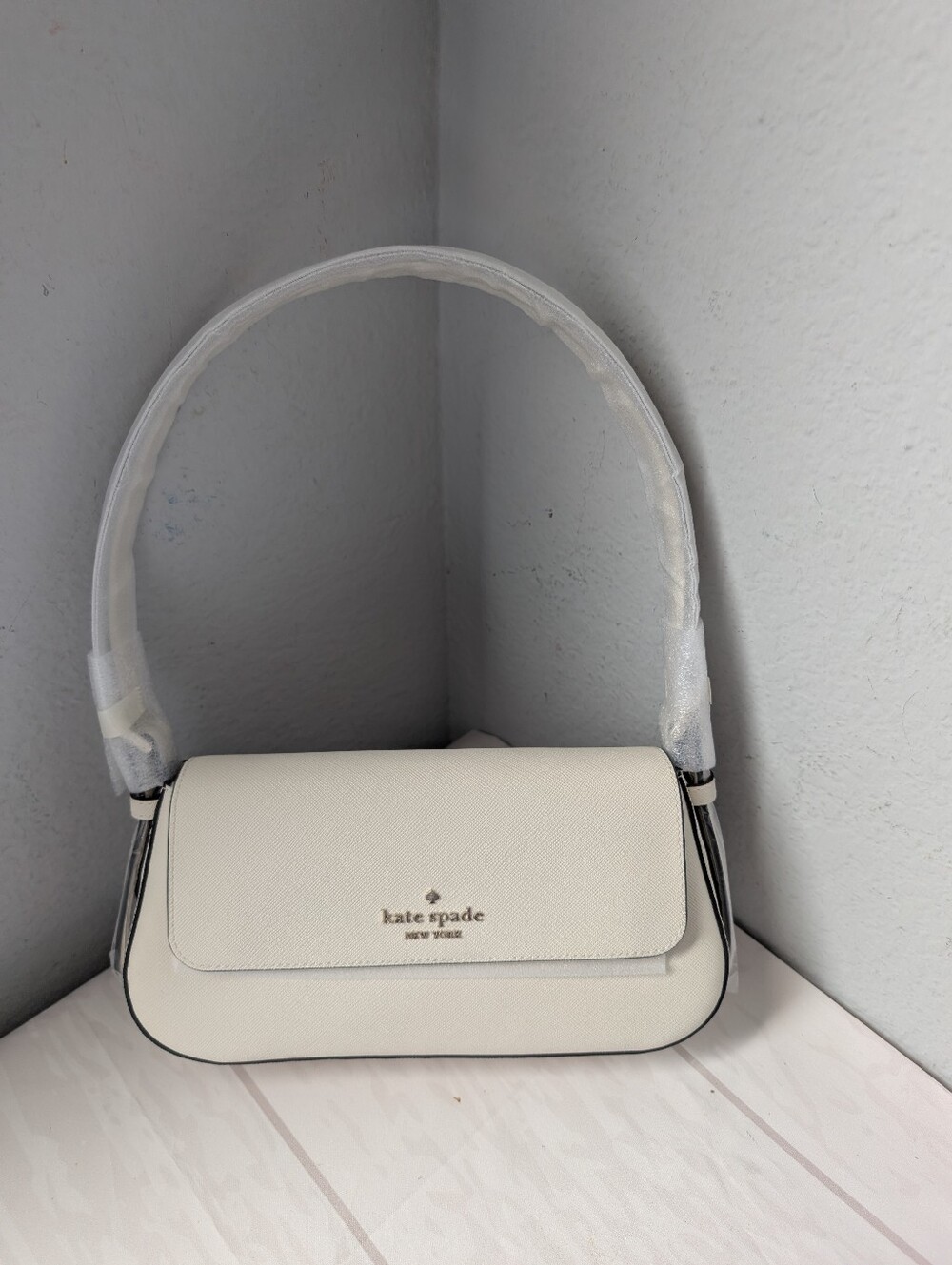 NWT Kate Spade KP893 Gwen Shoulder Bag In Meringue